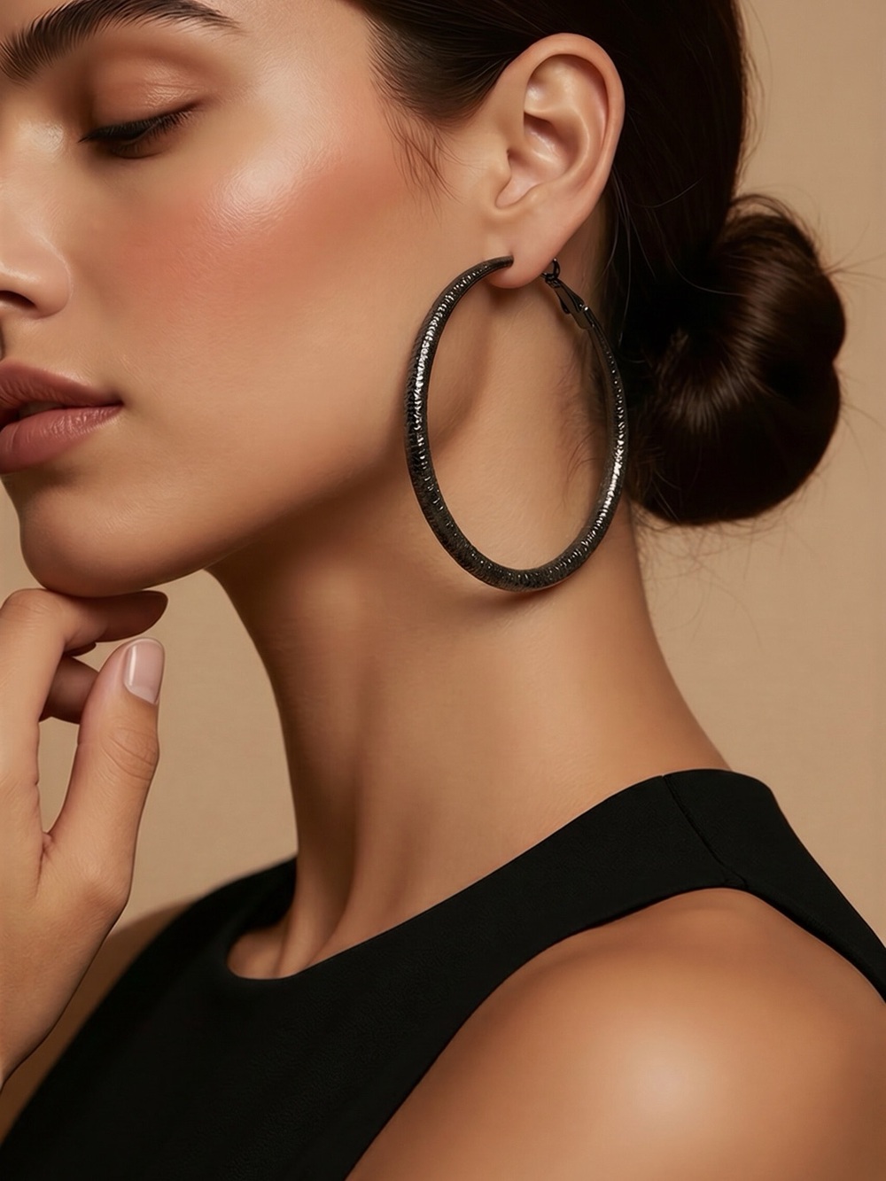 Express Classic Black Textured Hoop Earrings - Women Jewelry EUC
